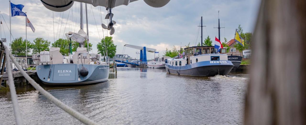 Appartamento Unieke Woonboot In Harlingen Esterno foto